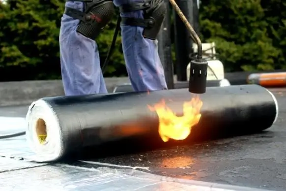 Membranas asfálticas aplicadas en techos residenciales de Mar del Plata